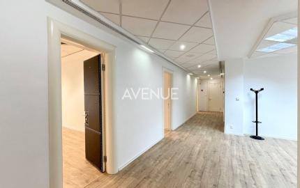 AVENUE | reprezentatívne kancelárie pri Hviezdosl. nám, balkóny, BA I