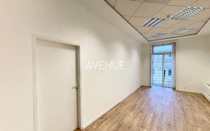 AVENUE | reprezentatívne kancelárie pri Hviezdosl. nám, balkóny, BA I