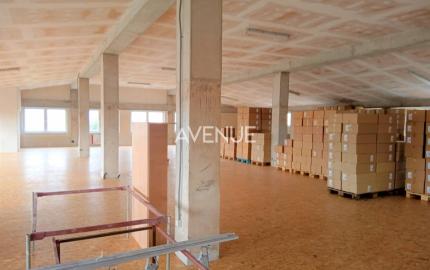 AVENUE | Nebytové priestory po rekonštrukcii v obci Veľké Leváre.