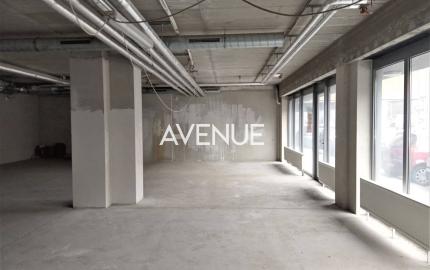 AVENUE | obchodné /administratívne/ priestory v novostavbe, Petržalka.