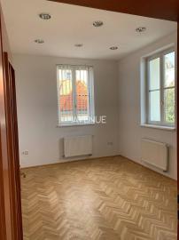 AVENUE | reprezentačné kancelárske priestory s parkovaním, BA I.