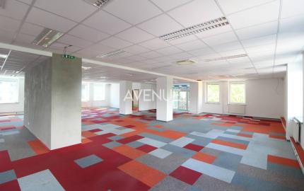 AVENUE | klimatizované admin priestory po rekonštrukcii, už od 90 m2