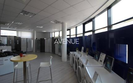 PRENÁJOM - obchodný priestor, open space, v novostavbe, Račianska