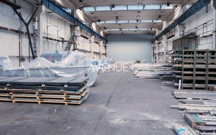 AVENUE I skladová hala v uzavretom stráženom areály, Senec.