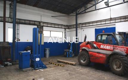 PREDAJ - výrobno-skladový areál s administrat. budovou, Senec.