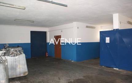 PREDAJ - výrobno-skladový areál s administrat. budovou, Senec.