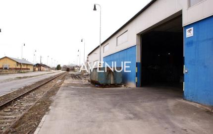 PREDAJ - výrobno-skladový areál s administrat. budovou, Senec.