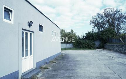 AVENUE I uzavretý obchodno – skladový objekt, DNV