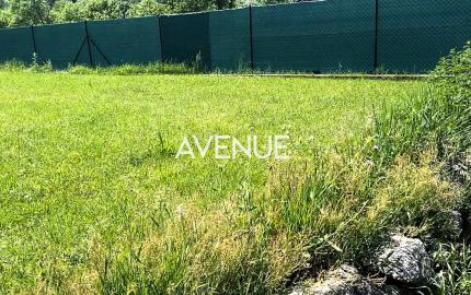 AVENUE | 7á pozemok v nádhernom prostredí, so SP, BA- Dúbravka