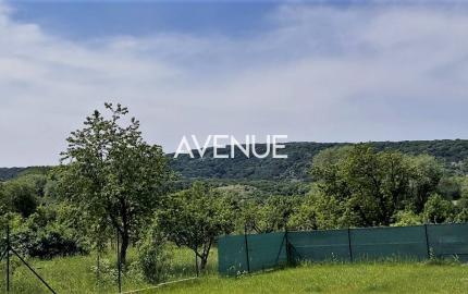 AVENUE | 7á pozemok v nádhernom prostredí, so SP, BA- Dúbravka