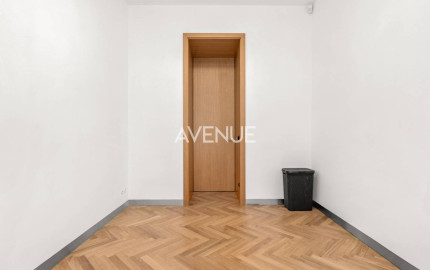 AVENUE I PRENAJOM Elegantný 5 izbový dom v Starom meste, Bratislava I