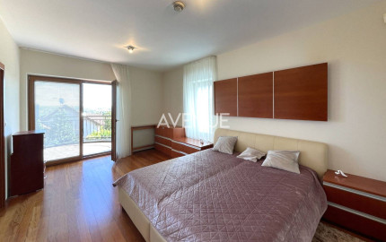 AVENUE | 7-izb. vila, v krásnom prostredí, bazén, sauna, dvoj-garáž