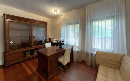 AVENUE | 7-izb. vila, v krásnom prostredí, bazén, sauna, dvoj-garáž