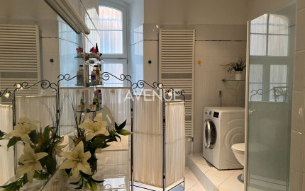 AVENUE | Staromestský štýlový 5i byt v Starom Meste - Kozia ul.