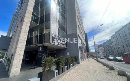 AVENUE | kancelárie  243 m2, garáž, biznis centrum v BA I