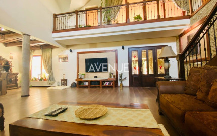 AVENUE I PREDAJ, exkluzívna rodinná usadlosť s jazierkom,Dunajský Klátov