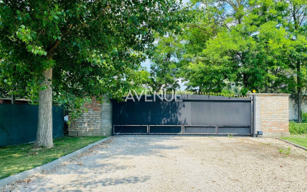 AVENUE I PREDAJ, exkluzívna rodinná usadlosť s jazierkom,Dunajský Klátov