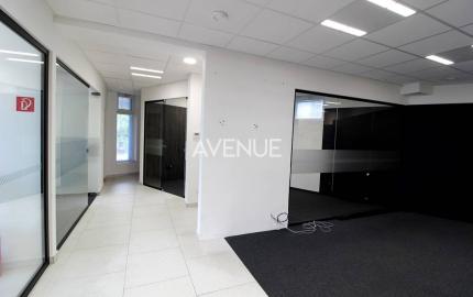 PRENÁJOM -  kompletne zariadené admin. priestory , Ružinov. 