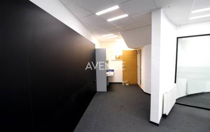 PRENÁJOM -  kompletne zariadené admin. priestory , Ružinov. 