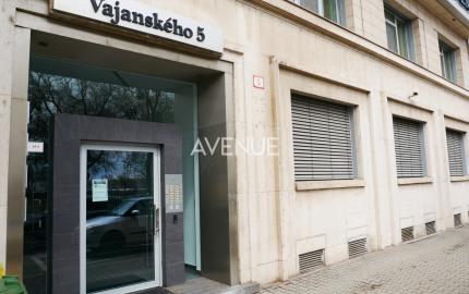 AVENUE RE I veľkometrážny 4 izb. byt, nábrežie Dunaja, garáž, pivnica, BA I