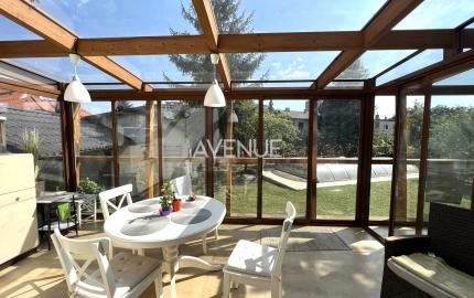 AVENUE RE | 6-izb. dom, veľká záhrada, bazén, 2-garáž, BA IV