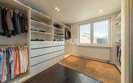 AVENUE | veľkometrážny moderný mezonet v pulzujúcej lokalite, Bazová ulica