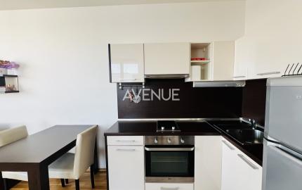 AVENUE | priestranný 1,5 izb. byt, veľký balkón, parkovanie, City Park Ružinov