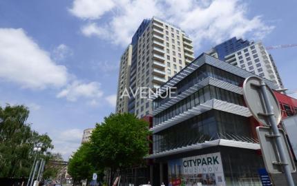 AVENUE | priestranný 1,5 izb. byt, veľký balkón, parkovanie, City Park Ružinov