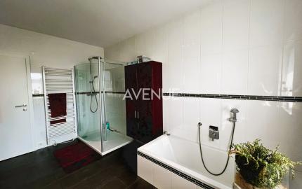 Exkluzívna vila „VILLA TOSCANA“ s bazénom, wellness, vínnou pivnicou a domácim kinom