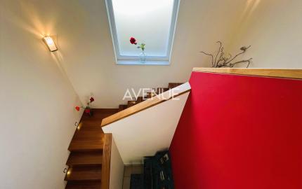 Exkluzívna vila „VILLA TOSCANA“ s bazénom, wellness, vínnou pivnicou a domácim kinom