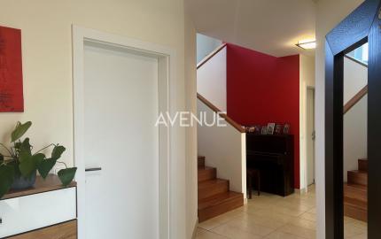 Exkluzívna vila „VILLA TOSCANA“ s bazénom, wellness, vínnou pivnicou a domácim kinom