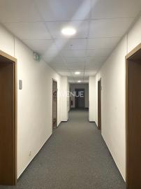 AVENUE | Investičný nebytový priestor v Ružinove s možnosťou prestavby na jedno, alebo dvojizbové apartmány.