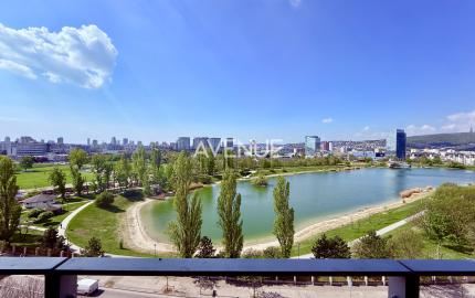 AVENUE | priestranný 2i byt s balkónom a unikátnym výhľadom na jazero Kuchajda či na mesto.