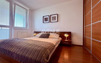 AVENUE | priestranný 2i byt s balkónom a unikátnym výhľadom na jazero Kuchajda či na mesto.