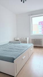 Predaj veľkometrážneho 3 izbového bytu s garážou, ul.Podunajská, BAII