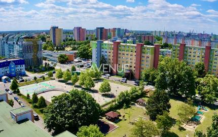AVENUE | útulný a krásne slnečný 1i byt vo vyhľadávanom pôvodnom stave, s výhľadom do parčíku.