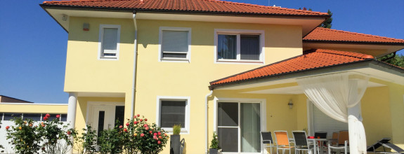 Exkluzívna vila „VILLA TOSCANA“ s bazénom, wellness, vínnou pivnicou a domácim kinom