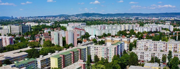 AVENUE | útulný a krásne slnečný 1i byt vo vyhľadávanom pôvodnom stave, s výhľadom do parčíku.