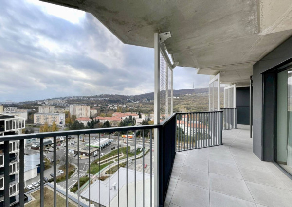 AVENUE I komfortný 4-izb. byt, veľká terasa, 2 garáže, BA- Nové Mesto