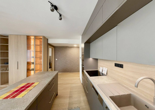 AVENUE I komfortný 4-izb. byt, veľká terasa, 2 garáže, BA- Nové Mesto