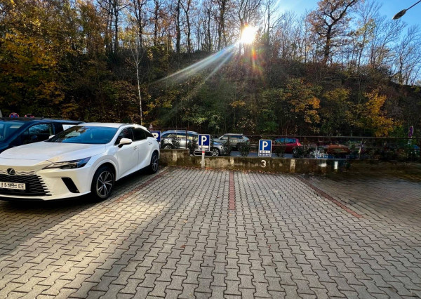 AVENUE | krásny zariadený 55m2 byt s balkónom, parkovacie miesto, BA I