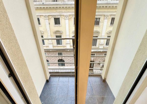 AVENUE | reprezentatívne kancelárie pri Hviezdosl. nám, balkóny, BA I