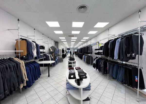 AVENUE | obchodný priestor, veľké výklady na frekventovanú ulicu, BA I