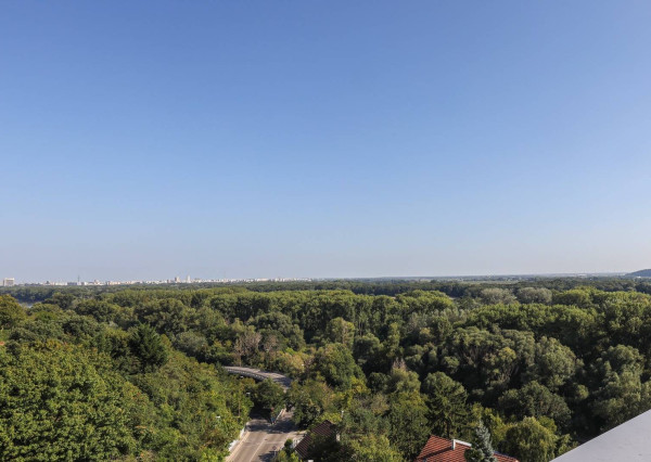AVENUE | 4i PENTHOUSE s veľkou terasou, BA IV., Matejkova ul., 250 m2