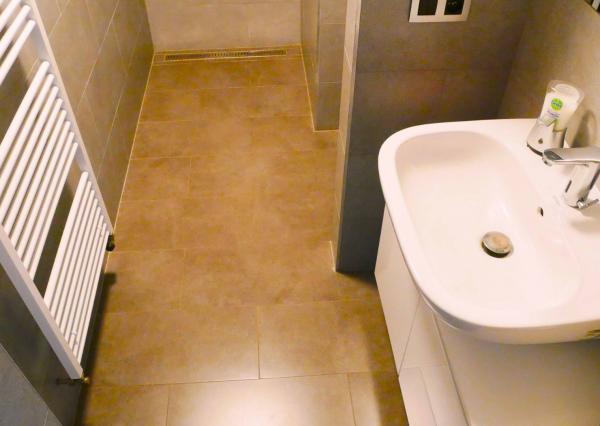 AVENUE | samostatný, zariadený výrobno – skladový areál, Svätý Jur.