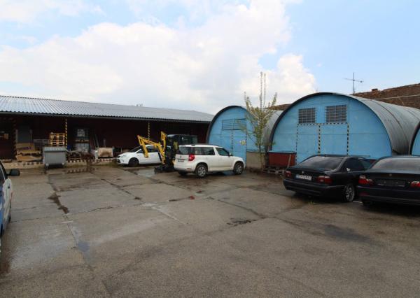 PREDAJ - obchodno - skladový areál, Bernolákovo.