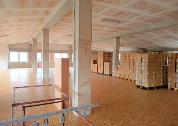 AVENUE | Nebytové priestory po rekonštrukcii v obci Veľké Leváre.