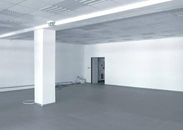 AVENUE I obchodný, nebytový priestor po rekonštrukcii, Petržalka.