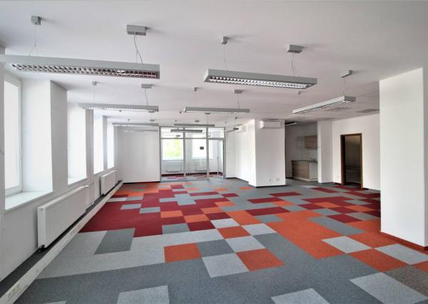 AVENUE | klimatizované admin priestory po rekonštrukcii, už od 90 m2