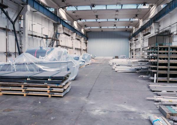 AVENUE I skladová hala v uzavretom stráženom areály, Senec.